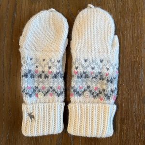 Abercrombie kids gloves